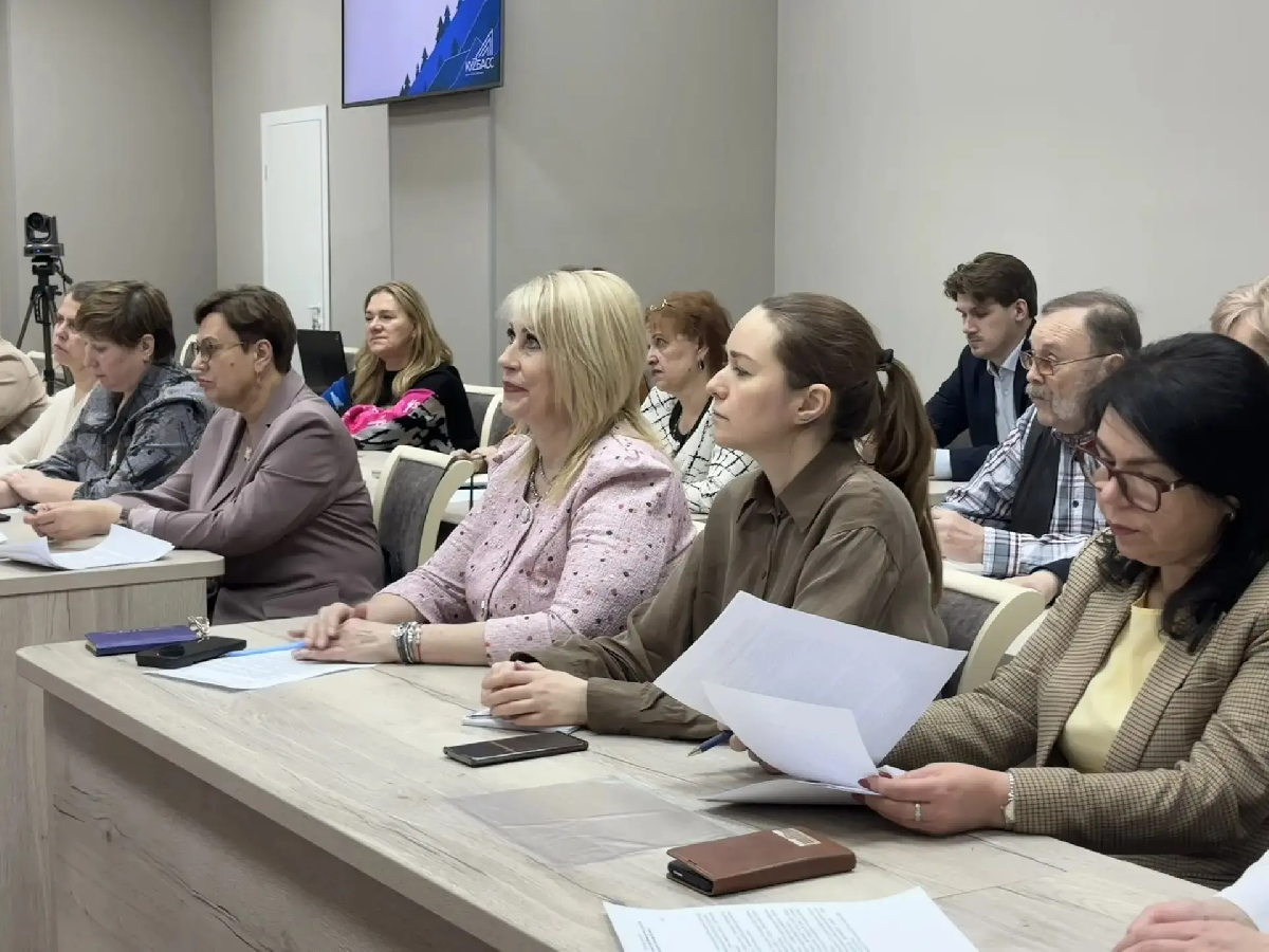 Директор Ольга Широкова приняла участие в заседании Общественного совета при Министерство культуры и национальной политики Кузбасса.